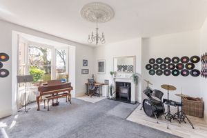 Photo 5- click for photo gallery